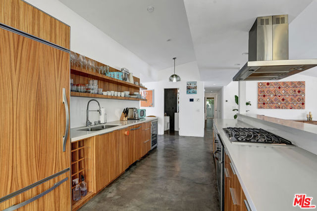 1155 E Mesquite Avenue, Palm Springs CA: https://media.crmls.org/mediaz/75942db0-be49-43e8-91a6-76e783370239.jpg