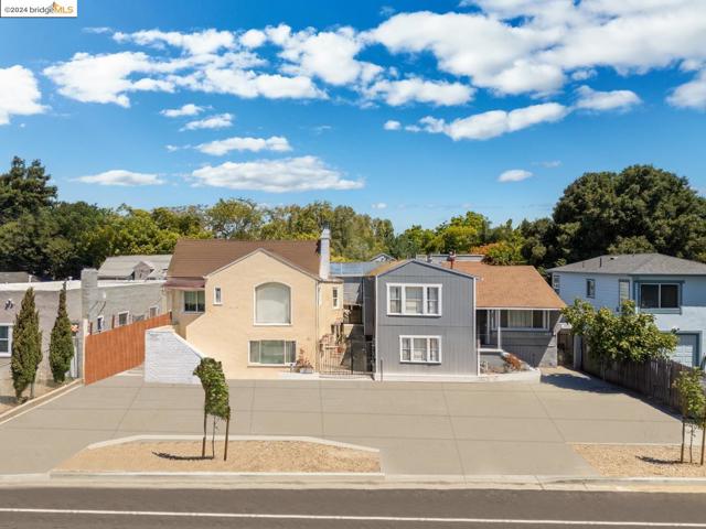 Image 1 of 33 For 416 Benicia Rd