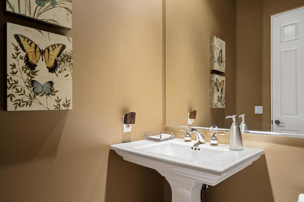 MLS #219127290DA image #30