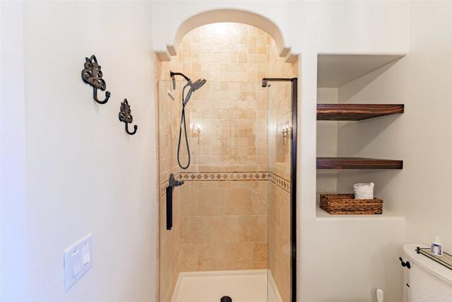 Image 18 of 75 For 13613 Hillside Estates Drive