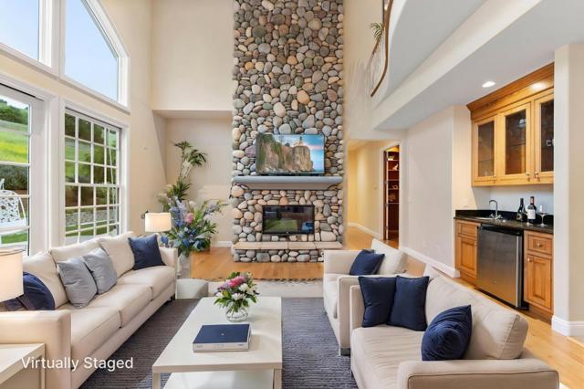 9560 Via Del Oro, Gilroy CA: https://media.crmls.org/mediaz/7595d3ab-e036-4fdd-ad9d-17c5ab95133e.jpg