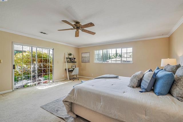 9694 Ashby way, San Ramon CA: https://media.crmls.org/mediaz/7596a2b6-a75e-4624-babc-a6dca08f6054.jpg