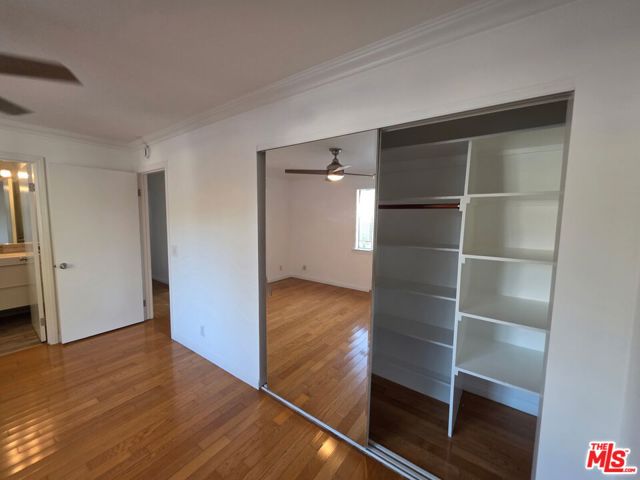 1029 Pleasantview Avenue, Venice CA: https://media.crmls.org/mediaz/759a38cc-68e3-4854-abf5-7b004085c368.jpg