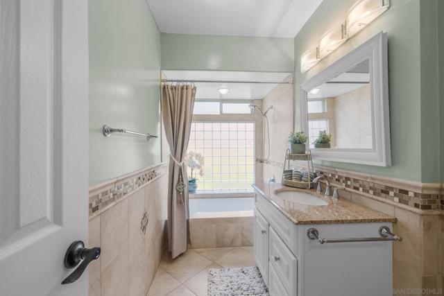 3560 Donna Dr, Carlsbad CA: https://media.crmls.org/mediaz/759a3b5c-65cc-4497-bcfb-ee53aa2b7e9f.jpg