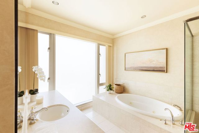 10727 Wilshire Boulevard, Los Angeles CA: https://media.crmls.org/mediaz/759a3e42-22f7-47e7-b36f-1954b720605f.jpg
