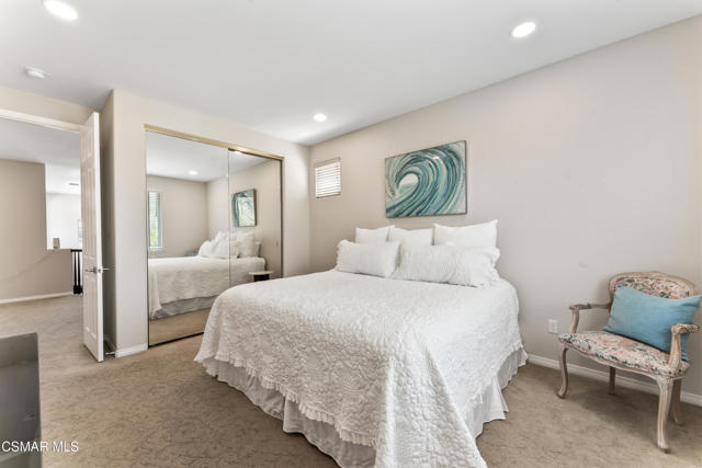 4543 Silverbell Circle, Moorpark CA: https://media.crmls.org/mediaz/759a9fbc-8cff-496f-81b2-f77d9e36dddb.jpg