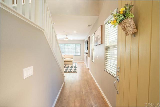 Detail Gallery Image 3 of 39 For 1132 Cherry Tree Lane, Vista,  CA 92084 - 4 Beds | 2/1 Baths