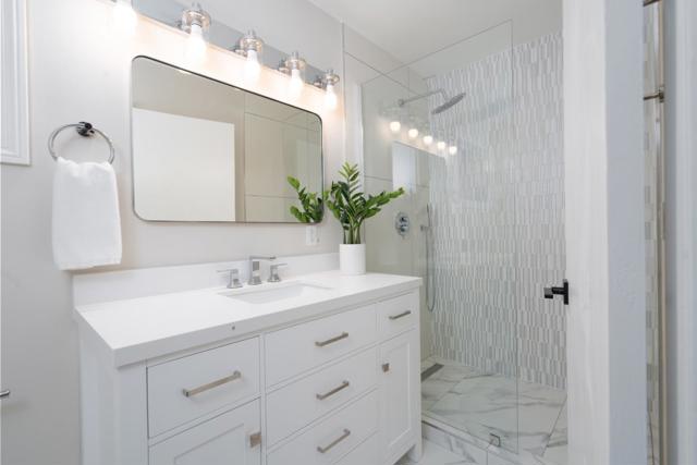 24821 Prospect Avenue, Los Altos Hills CA: https://media.crmls.org/mediaz/759bec6a-ae6e-4f4b-9cc5-71627d8c6435.jpg