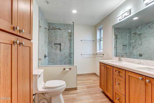 Detail Gallery Image 31 of 43 For 719 E Tujunga #B,  Burbank,  CA 91501 - 3 Beds | 2/1 Baths