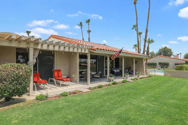 Image 25 of 40 For 43409 Lacovia Drive