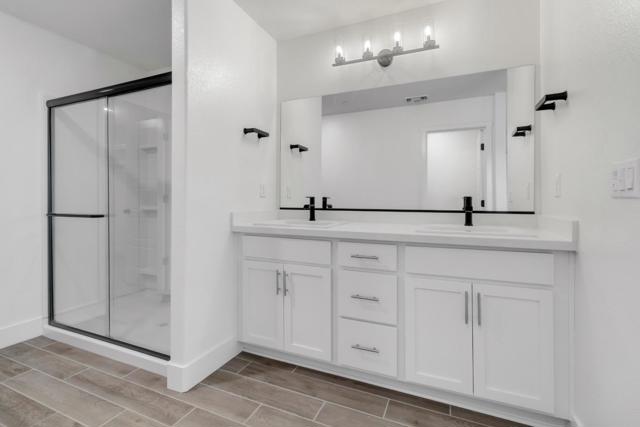 2125 Redding Way, Atwater CA: https://media.crmls.org/mediaz/759dc679-22b1-4f56-9abe-e621c0b980c6.jpg