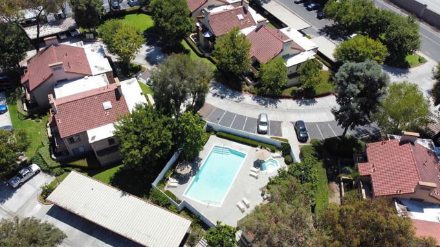 9899 Scripps Westview Way, San Diego CA: https://media.crmls.org/mediaz/759df3fc-8fea-4e33-9484-9ad88fd9fa60.jpg