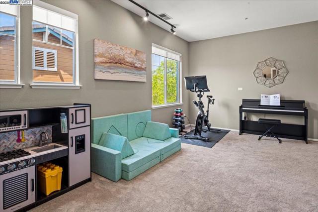 Image 26 of 53 For 23110 Canyon Terrace Dr
