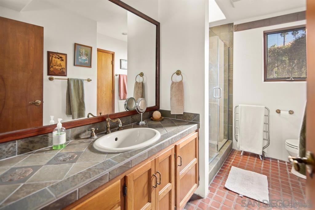 MLS #250043109SD image #34