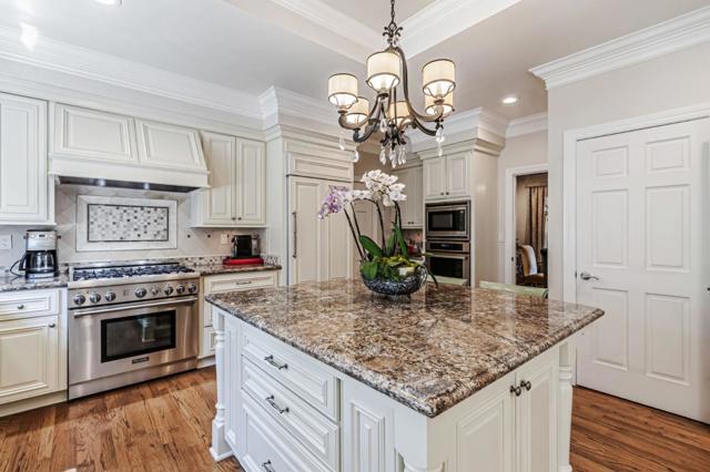 12308 Crayside Lane, Saratoga CA: https://media.crmls.org/mediaz/75a114a3-9415-4c4d-9cbe-0167f21484bf.jpg