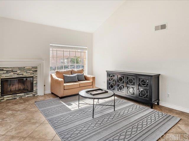 1527 Avenida Rosa, Chula Vista CA: https://media.crmls.org/mediaz/75a1a3a0-5510-4ff8-8ff7-4b10c443be80.jpg