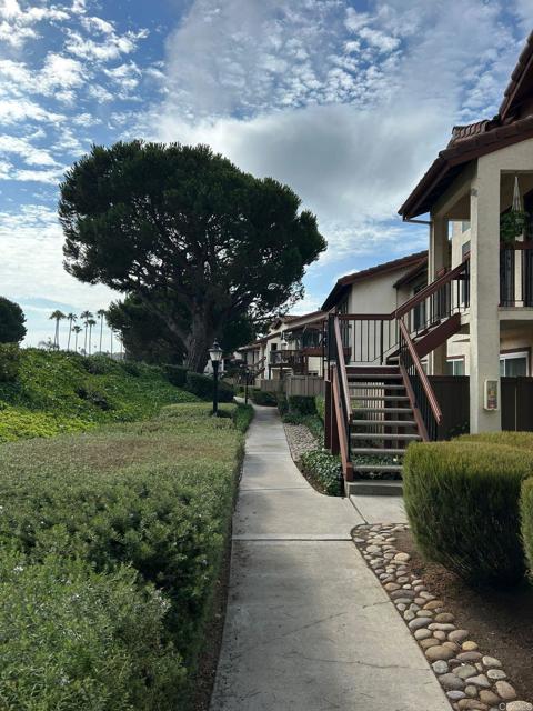 Detail Gallery Image 2 of 24 For 4040 Porte La Paz #75,  San Diego,  CA 92122 - 1 Beds | 1 Baths