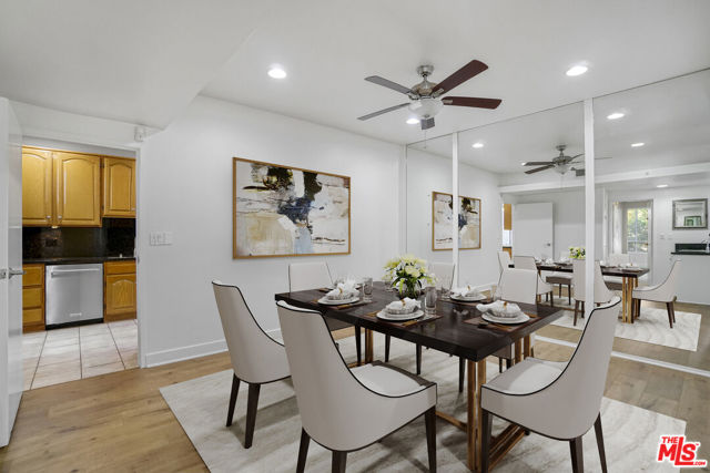 1531 Camden Avenue, Los Angeles CA: https://media.crmls.org/mediaz/75a30921-0423-40d3-8b18-8ee70c5780ec.jpg