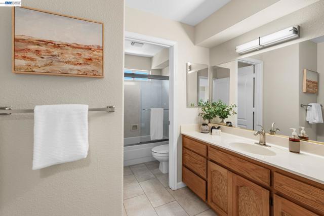 Image 19 of 40 For 912 Loyola Way