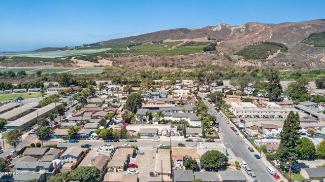 657 Sheridan Way, Ventura CA: https://media.crmls.org/mediaz/75a404a6-e22c-4b1c-b13c-d681d9ce9a13.jpg