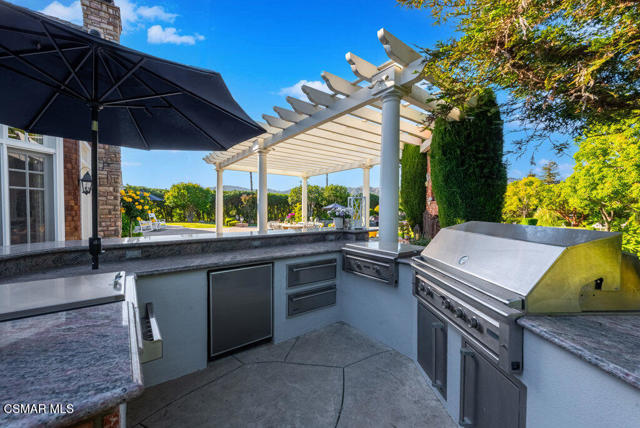 1816 Brittany Park Road, Camarillo CA: https://media.crmls.org/mediaz/75a45c43-b952-44db-981a-888c26b0e376.jpg