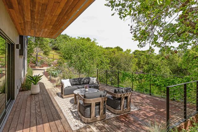 26896 Alejandro Drive, Los Altos Hills CA: https://media.crmls.org/mediaz/75a51467-44c0-480c-a73e-b84e1534818b.jpg