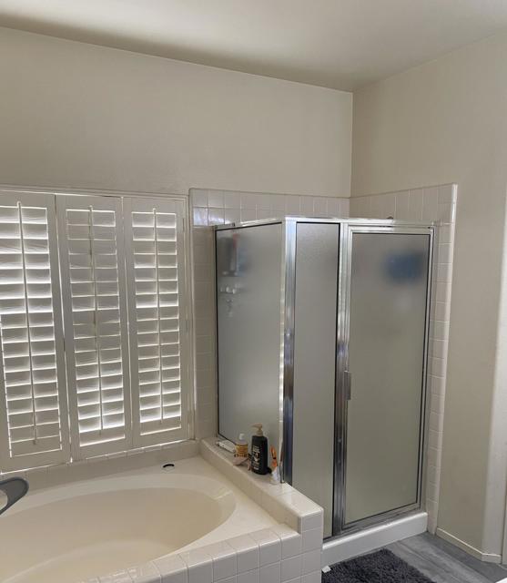 Image 6 of 9 For 77710 Westbrook Court