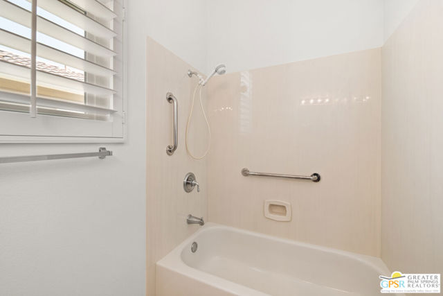 78797 Falsetto Drive, Palm Desert CA: https://media.crmls.org/mediaz/75a6c356-66fd-4660-8150-30255d070b19.jpg