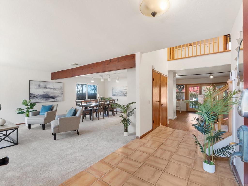 2646 Unicornio St - photo 8