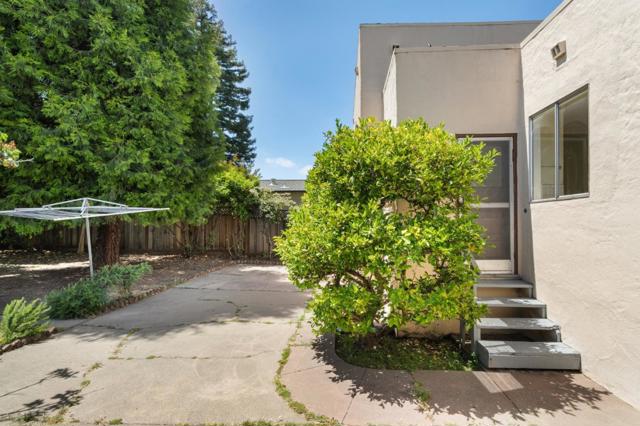 1317 Laguna Avenue, Burlingame CA: https://media.crmls.org/mediaz/75a7c465-fa3b-4897-9bab-12acf5f57d93.jpg