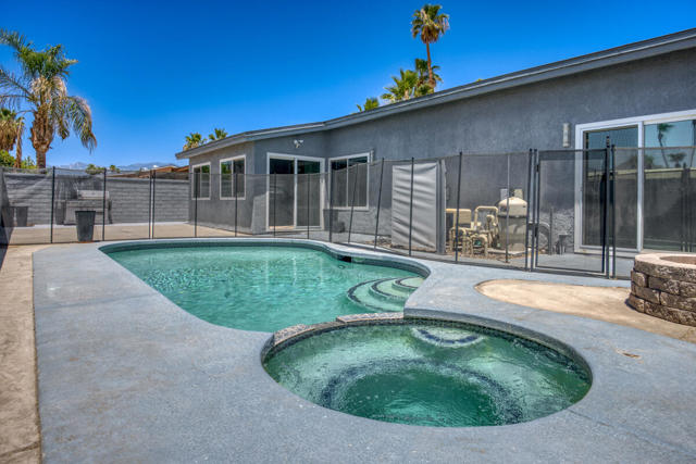 43135 Tennessee Avenue, Palm Desert CA: https://media.crmls.org/mediaz/75a899e2-14ad-449c-9ac5-d0a20cd0003b.jpg