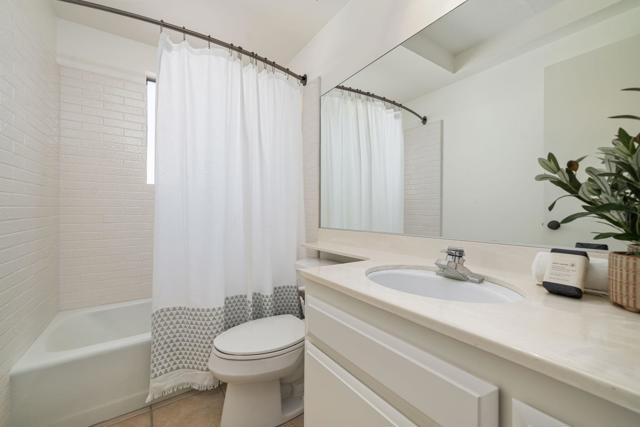 2488 Miramonte Circle W #C, Palm Springs, CA 92264