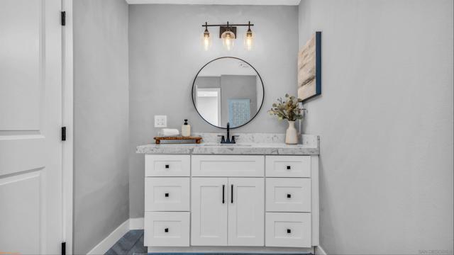 53 Colgate Dr, Rancho Mirage CA: https://media.crmls.org/mediaz/75aa6b23-1c34-474e-bfd0-44bec4e7ee1c.jpg