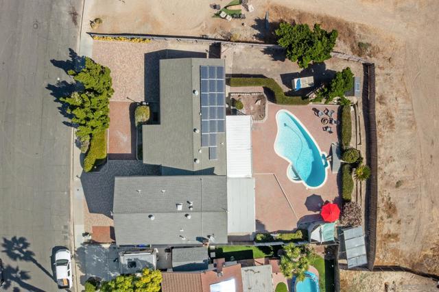 6815 Monte Verde, San Diego CA: https://media.crmls.org/mediaz/75aac43c-9e17-43a8-b80f-6c87c3409f7a.jpg