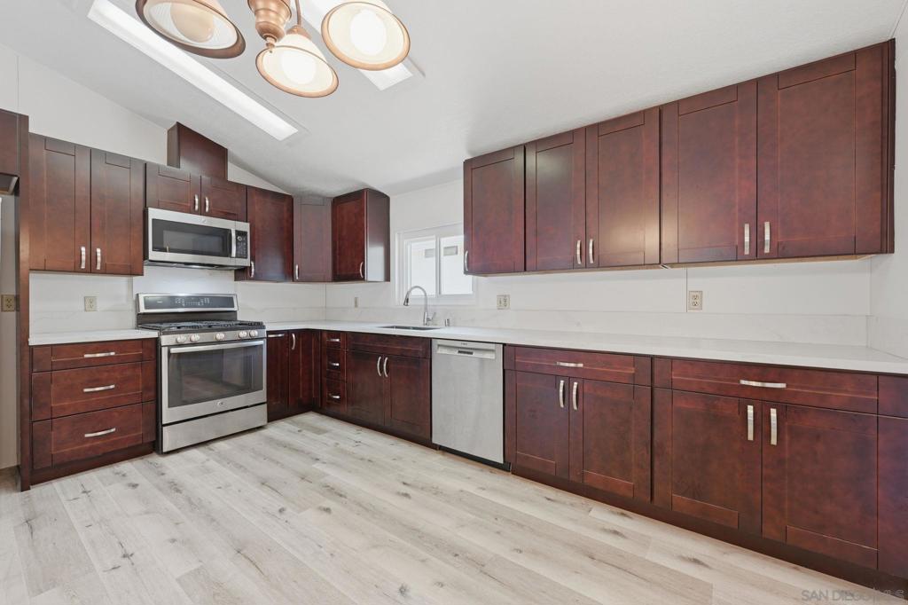 14955 Avenida Venusto - photo 10