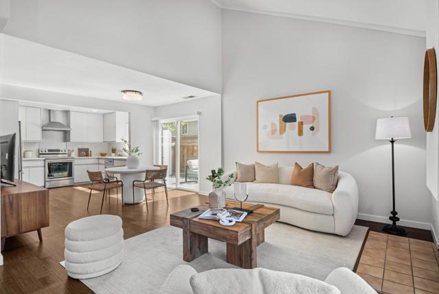 851 Peary Lane, Foster City CA: https://media.crmls.org/mediaz/75abe162-1f83-458e-804a-378154194d2b.jpg