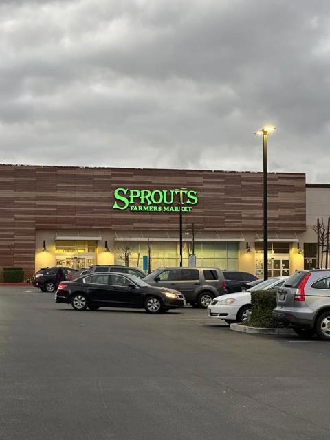 1068 Bigleaf Place, San Jose CA: https://media.crmls.org/mediaz/75ac0382-8289-4d89-8ab6-ae29397e24f0.jpg