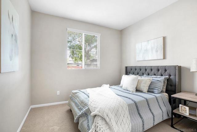 1670 Grasshopper Ln, Chula Vista CA: https://media.crmls.org/mediaz/75ae5dc4-fc9b-4cd9-afa5-604a55186b49.jpg