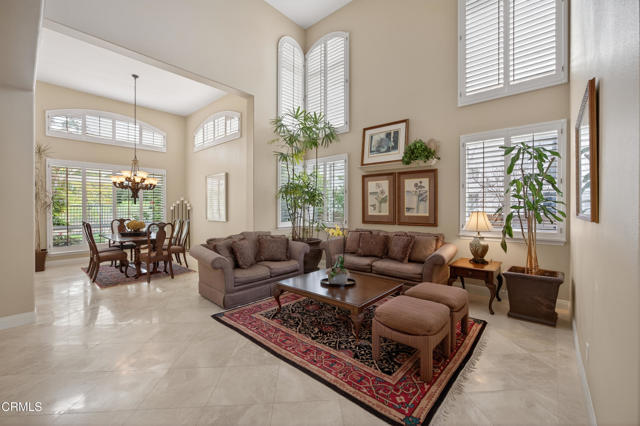 Detail Gallery Image 8 of 48 For 2830 Avenida De Autlan, Camarillo,  CA 93010 - 5 Beds | 4/1 Baths