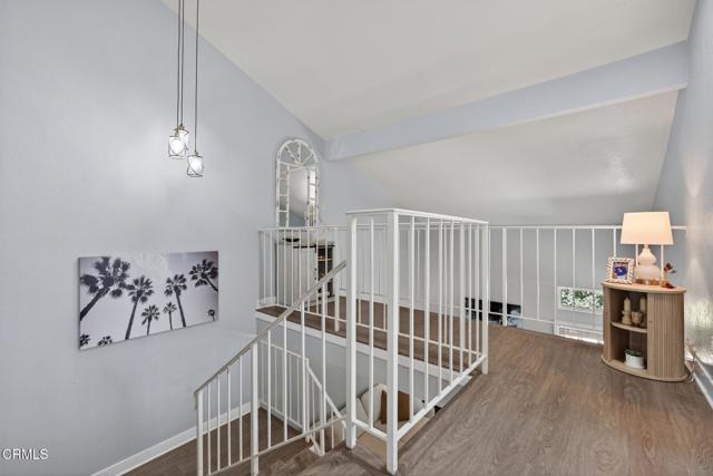 1430 Clayton Way, Simi Valley CA: https://media.crmls.org/mediaz/75b04ac9-b16b-4030-90c4-5877ca6e9444.jpg