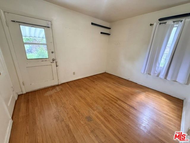 11842 Ocean Park Boulevard photo 8