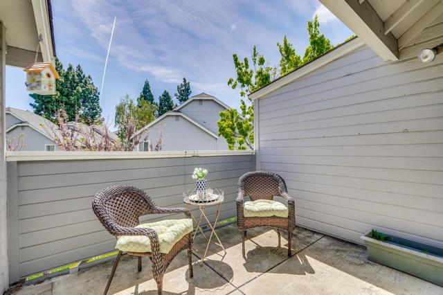336 Shadow Run Drive, San Jose CA: https://media.crmls.org/mediaz/75b1db12-c54d-4018-bb62-0cc2b433e885.jpg