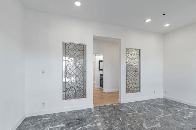 97 E Saint James Street, San Jose CA: https://media.crmls.org/mediaz/75b24895-fd89-455b-b9df-0b8af45415a5.jpg