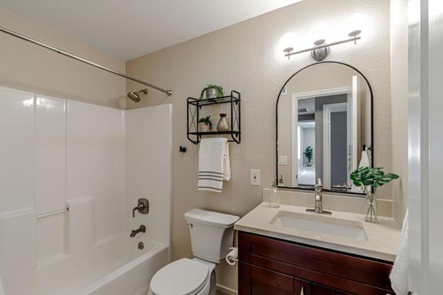 720 Glenburry Way, San Jose CA: https://media.crmls.org/mediaz/75b2b87d-0a9f-4c59-90a8-111bb547cba7.jpg