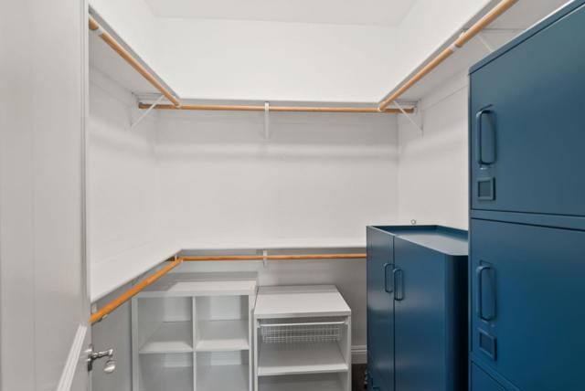 454 Upper Road, San Rafael CA: https://media.crmls.org/mediaz/75b32cc9-8a1c-4e54-9057-7ce6625ca2e9.jpg