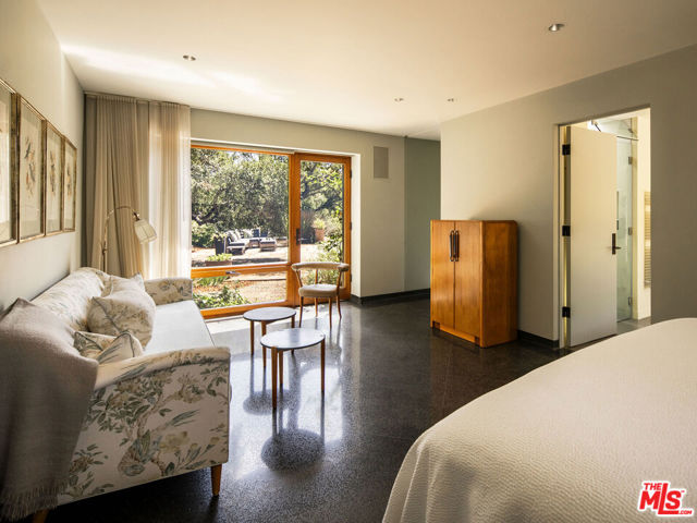 650 San Ysidro Road, Santa Barbara CA: https://media.crmls.org/mediaz/75b473b5-55a4-47b8-bfb6-8716fc8c4ac5.jpg