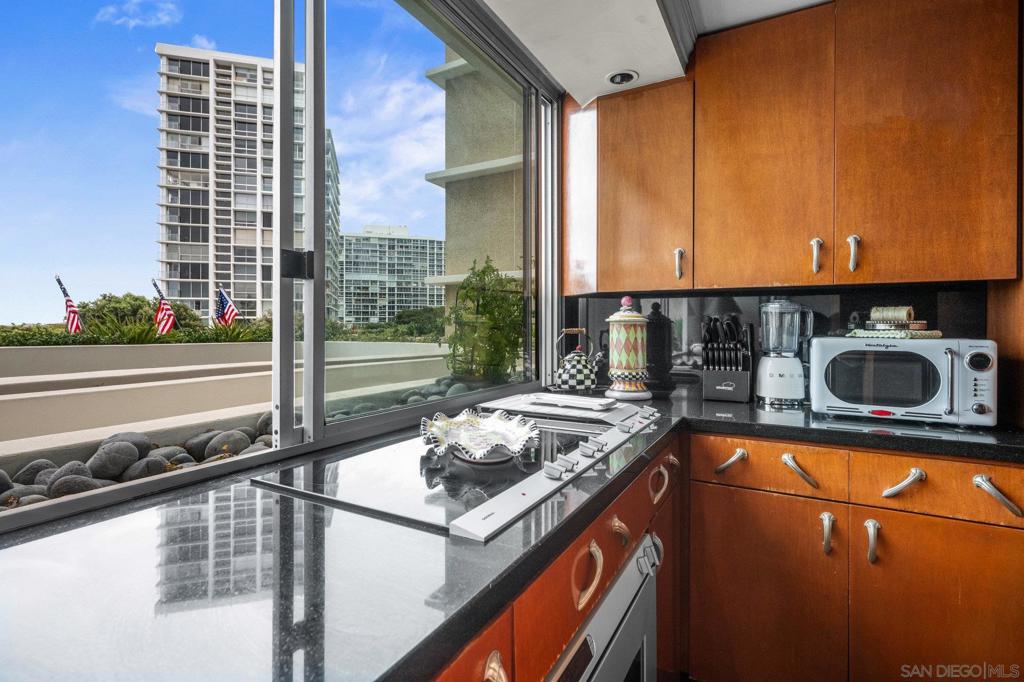 MLS #250034740SD img 8