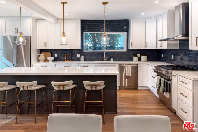 1363 S Curson Avenue, Los Angeles CA: https://media.crmls.org/mediaz/75b4f676-aac1-47cf-b2f8-fb510c98f1b6.jpg