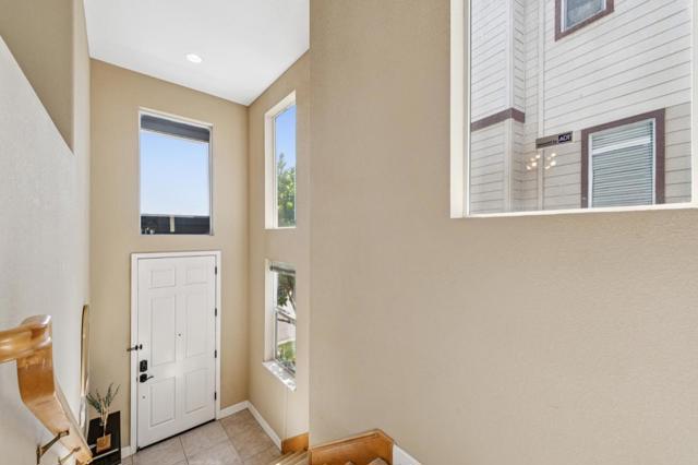 58 Pointe View Place, South San Francisco CA: https://media.crmls.org/mediaz/75b72e42-874e-491f-a7c5-392e3db17bb5.jpg