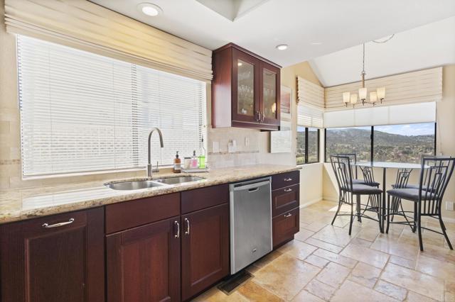 Detail Gallery Image 21 of 59 For 15615 Vista Vicente Dr #12,  Ramona,  CA 92065 - 3 Beds | 3/1 Baths